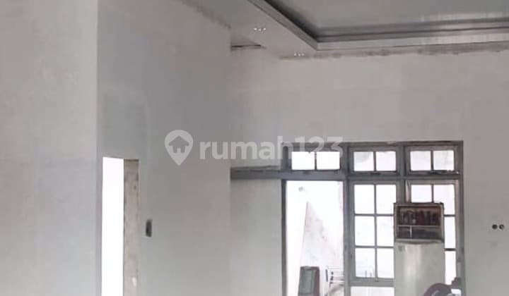 Rumah Pekunden Timur