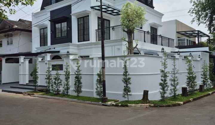 Rumah Baru Dengan Swiming Poll Di Bintaro Jaya Sektor 9