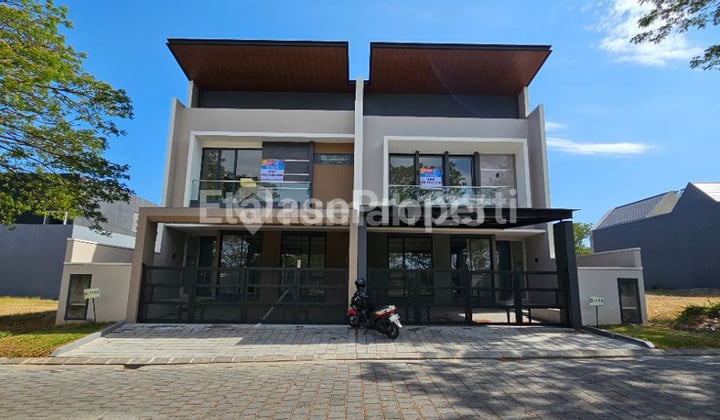Dijual Rumah di Graha Natura, Dekat Ptc, Pakuwon Mall