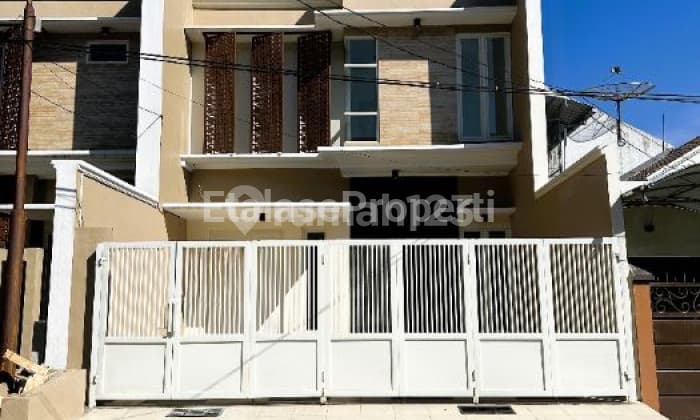 Dijual Rumah Baru 2 Lantai Minimalis Manyar Kertoadi Dekat Galaxy Mall