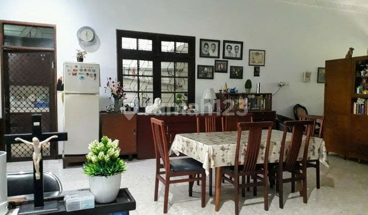 Jual Rumah Terawat, Tengah Kota, Cocok U Kost Dekat Berbagai Kampus