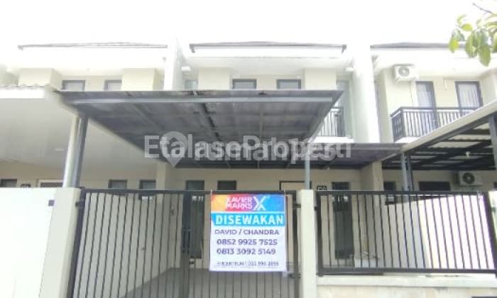 Disewakan Rumah 2 Lantai Pondok Candra Siap Huni