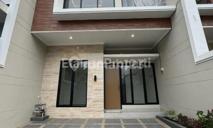 Rumah Baru Mulyosari Siap Huni Mewah Bagus Dekat Pakuwon City, Galaxy Mall, Kenjeran Dan Sutorejo