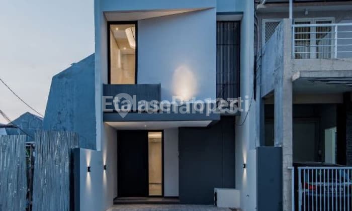 New Rumah Minimalis Di Dharmahusada Mas