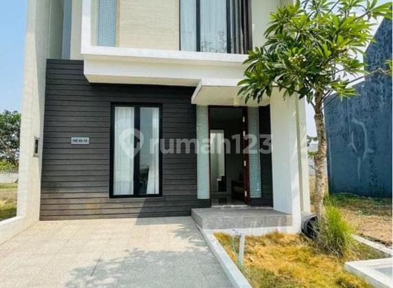 Disewakan Rumah Northwest Lake 2 Bedroom, Semi Furnished, Ready Januari 2025