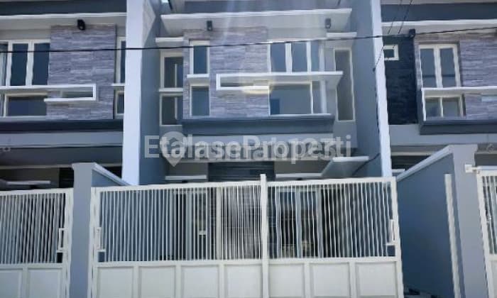 Dijual Rumah Baru Minimalis Lebar 6 Di Perumahan Nginden Intan Timur