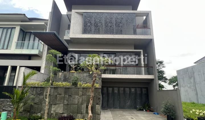 Dijual Rumah Mewah di Waterfront Citraland Dekat Pakuwon Mall