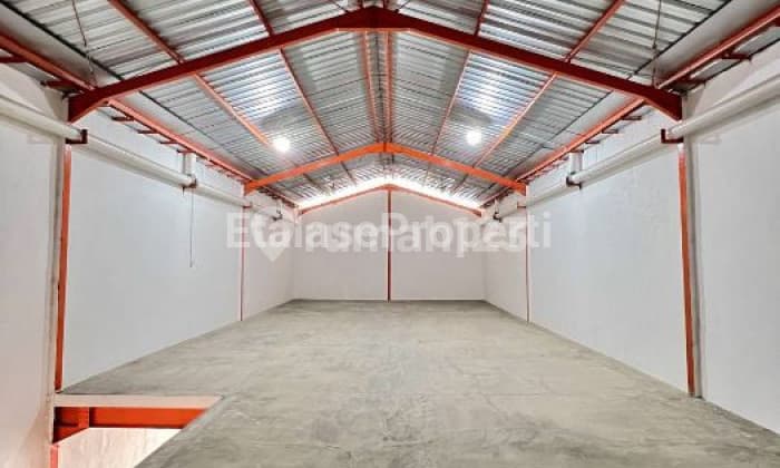 Disewakan, Gudang Kantor 3 Lantai Mewah Di Kalijudan Merr