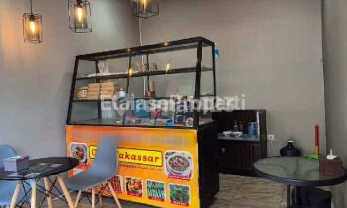 For Rent Food Stand on Raya Jemursari
