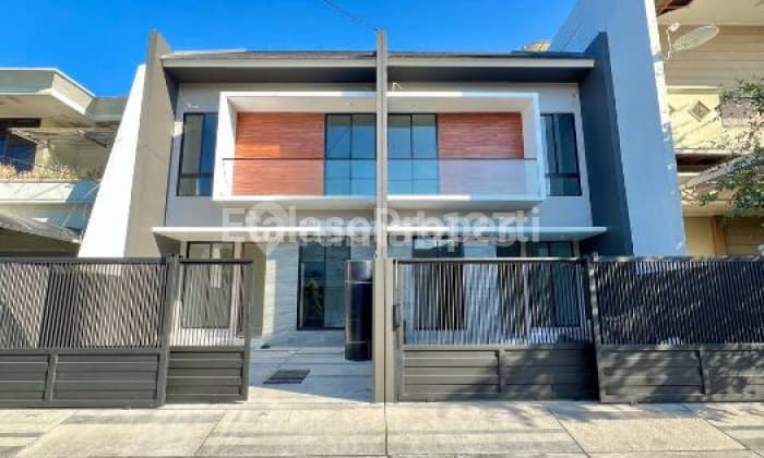 Sisa 1 Unit, Rumah Modern Minimalis Di Kertajaya Indah Tengah