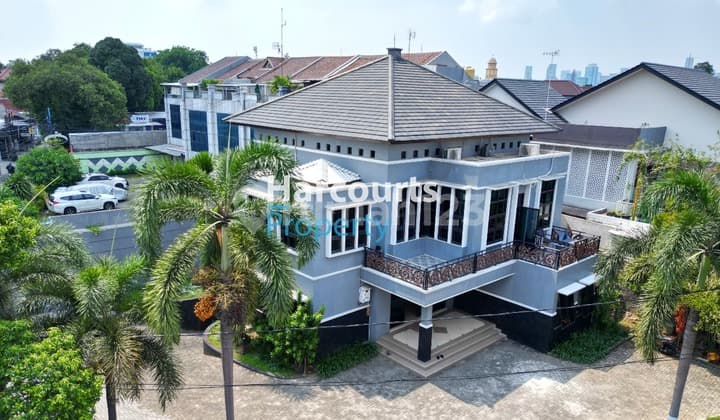 For Sale Rumah Modern 3 Lantai Parkiran Super Luas Area Pejaten Cocok Untuk Office Bisnis Spcae Residence