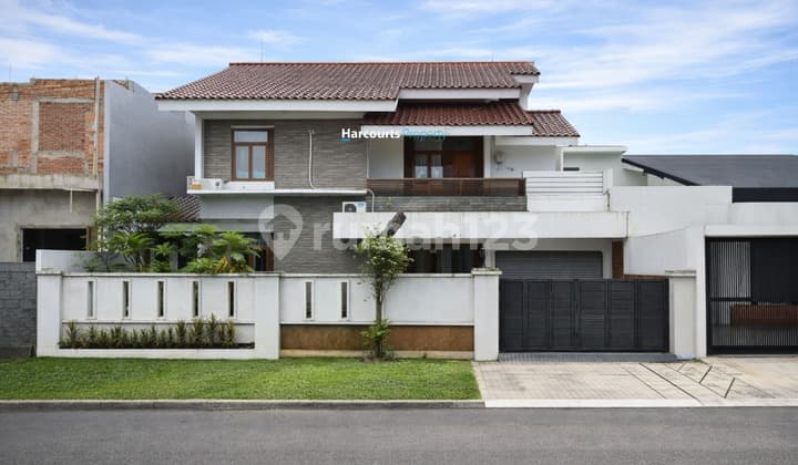 For Sale - Classic Well-Maintained House in Pondok Indah Area - South Jakarta. Hey Boss, Grab This for Your Beloved Family!!!
