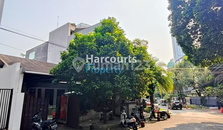 Dijual Rumah Lama Lokasi Strategis Area Jl. Empu Sendok Kebayoran Baru