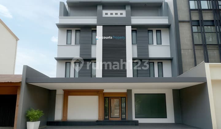 Disewakan Ruko Tempat Usaha Area Jl. Senayan Senopati Kebayoran Baru