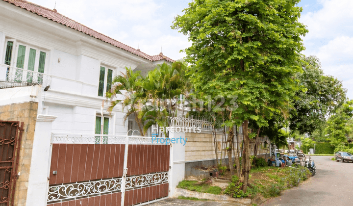 Disewakan Rumah Hunian 2 Lantai Area Jl. Kencana Permai Pondok Indah