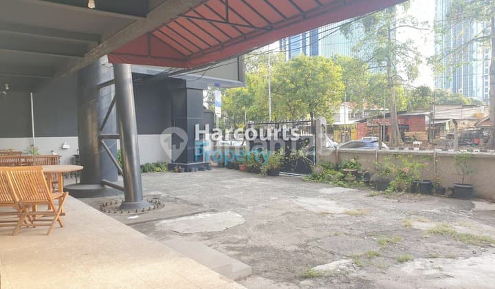Dijual Tanah Komersil Ada Bangunan Tua Lokasi Strategis Area Dekat Sudirman Jakarta Pusat
