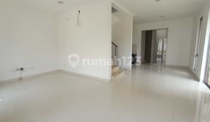 Disewakan Rumah Golf Island Pik, Siap Huni