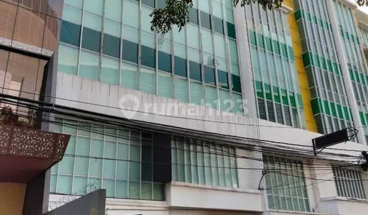 Gedung 6,5 Lantai Berlokasi Strategis Siap Pakai di Pusat Kota Tanah Abang Jakarta Pusat