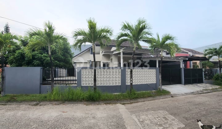 Rumah 2 Lantai SHM Luas 263 Dalam Cluster Harapan Indah, Bekasi