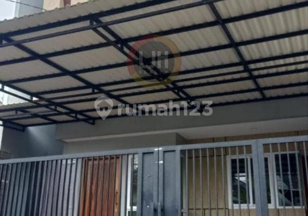 Rumah 2 Lantai lebar 9 di Sumagung, Kelapa Gading, Jakarta Utara
