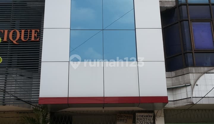 Dijual Cepat Ruko letak Strategis kurang lebih 150m dari jalan Panglima Polim , 200m dari MRT Pasar Blok A