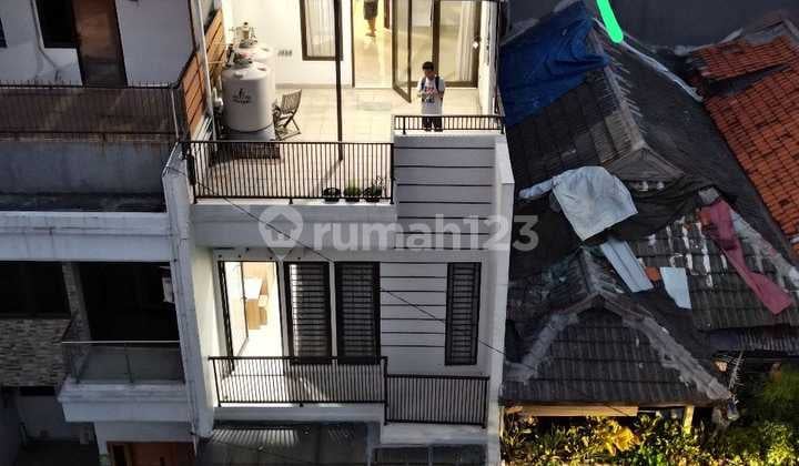 Jual Murah Cepat Rumah Mewah Bagus di Tanjung Duren Jakarta Barat
