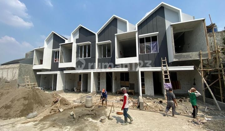 Rumah Murah Dalam Lingkungan Cluster Cantik Modern Minimalis Di Cilangkap Jakarta Timur
