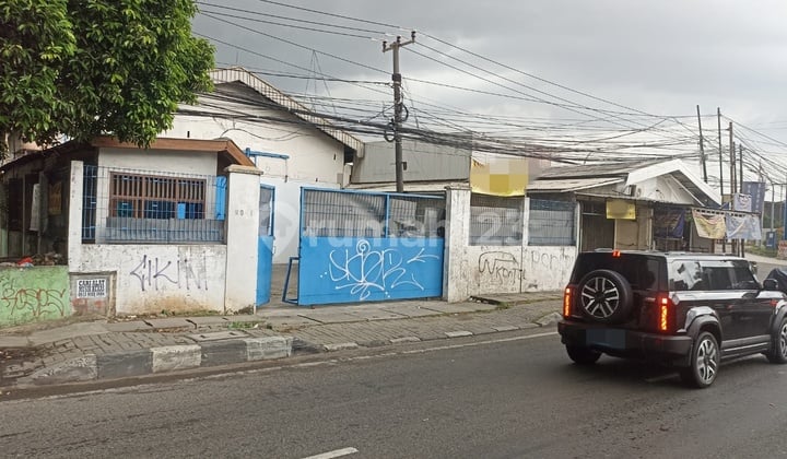 Gudang di Jalan Sudirman, Kayuringin Bekasi Selatan, Kota Bekasikayu