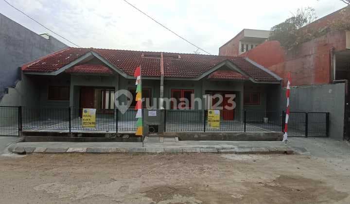 Rumah Siap Huni dan bisa Gandeng di perumahan Bumi Anggrek, Karang Satria, Bekasi