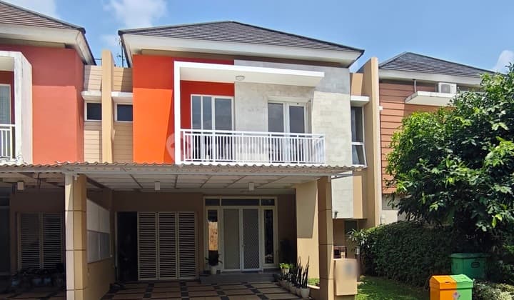 Rumah Cantik Lotus Lakeside Summarecon Bekasi