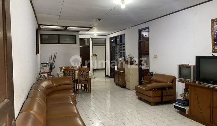 Puri Jalan Kembang Indah Rumah