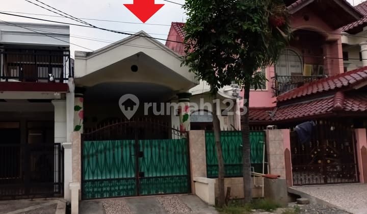 Harapan Baru Regensi Jalan Gardena, Bekasi