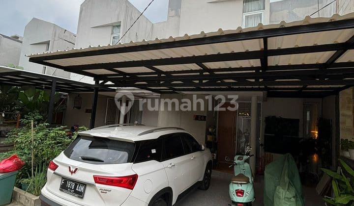 Rumah 2 Lantai Furnish Cluster Eksklusif Akses Tol Yasmin