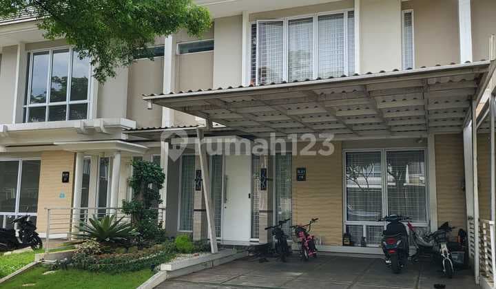 Rumah Mewah Cibubur ada Kolam Renang dan Full Furnish Termurah