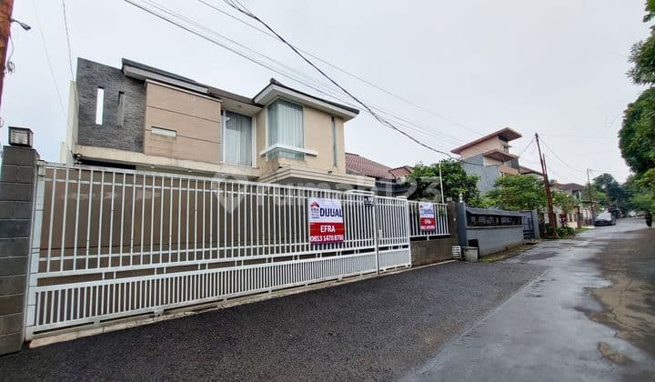 Rumah 2,5 Lantai Premium Termurah Akses tol Sumarecon view Gunung