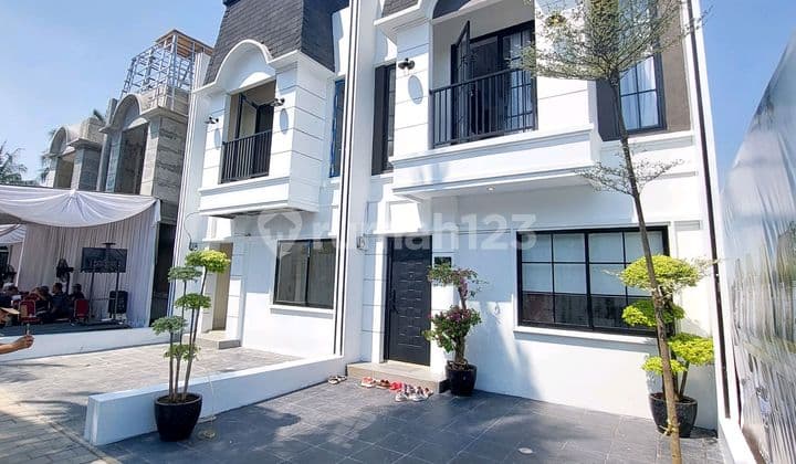 Rumah 2 Lantai 800 Jutaan Cluster Eksklusif 5 Menit Tol Cimanggis
