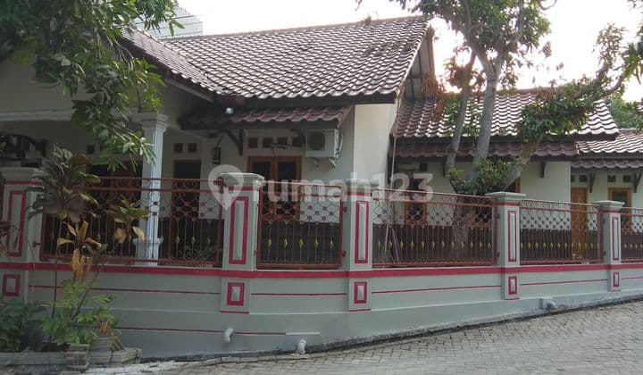 Rumah Asri Hook, Strategis Di Raya Mayor Muslich Dkt Alun2 Serang