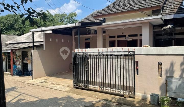 Rumah Minimalis Sederhana Dekat Alun Alun Depok Bisa Masuk Mobil