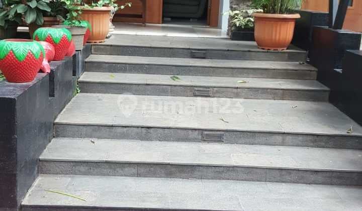 Rumah Furnished Boulevard Pesona Khayangan Depok