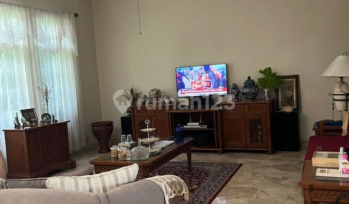 Ready-to-occupy comfortable and lush house in Cinere.