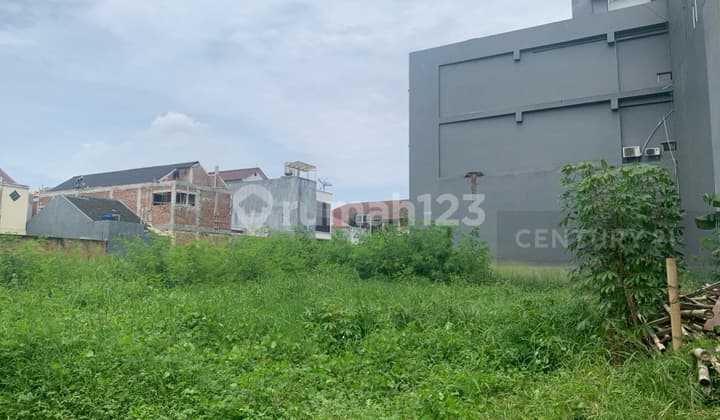 Tanah Dengan Harga Menarik Di Pinggir Jalan Utama Area Fatmawati