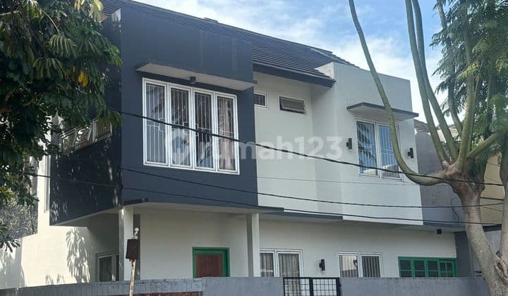 Dijual Rumah Siap Huni 2 Lantai di Bintaro Jaya Sektor 9