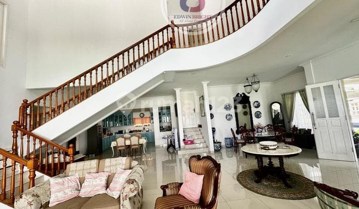 Dijual Rumah Ada Swimming Pool River Park Bintaro Jaya Sektor 8