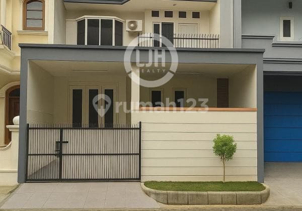 Rumah Jalan Lebar di Taman Pegangsaan Indah, Kelapa Gading, Jakarta Utara