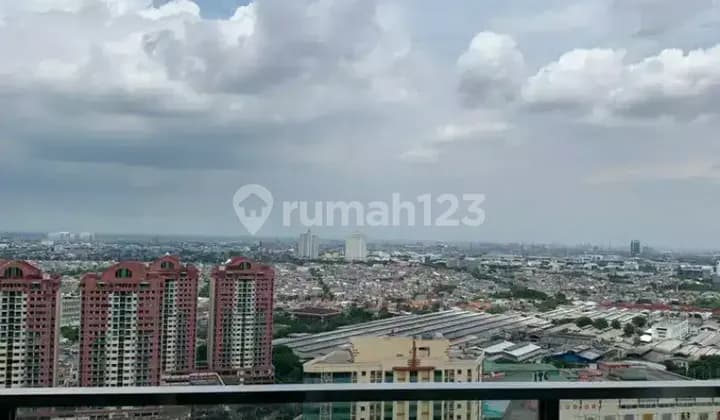 Holland Village Apartment, Cempaka Putih