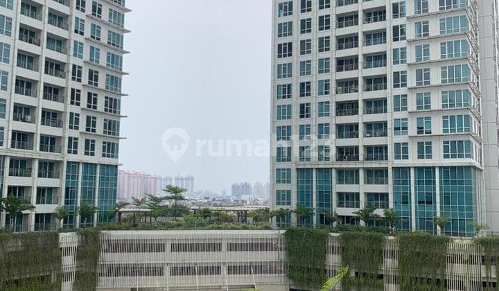 Disewakan Apartemen Kensington 2 BR , Uk 80m