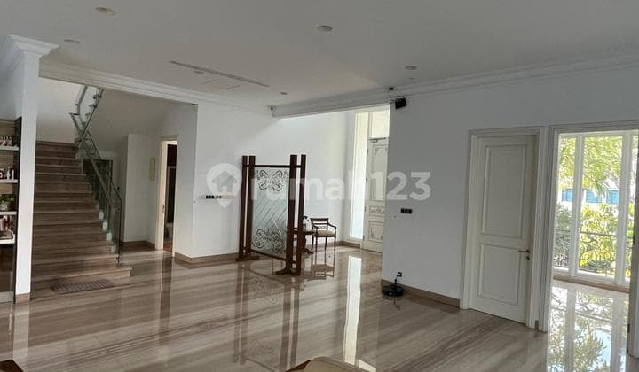 Dijual Rumah American Classic Vila Arth Lt 345/800 Kelapa Gading