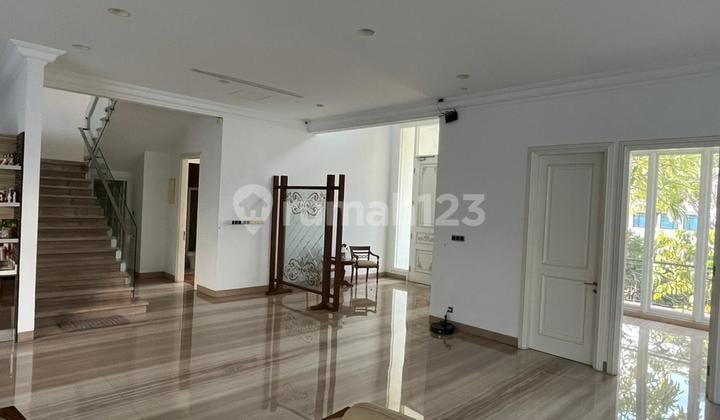 Dijual Rumah American Classic Vila Arth Lt 345/800 Kelapa Gading
