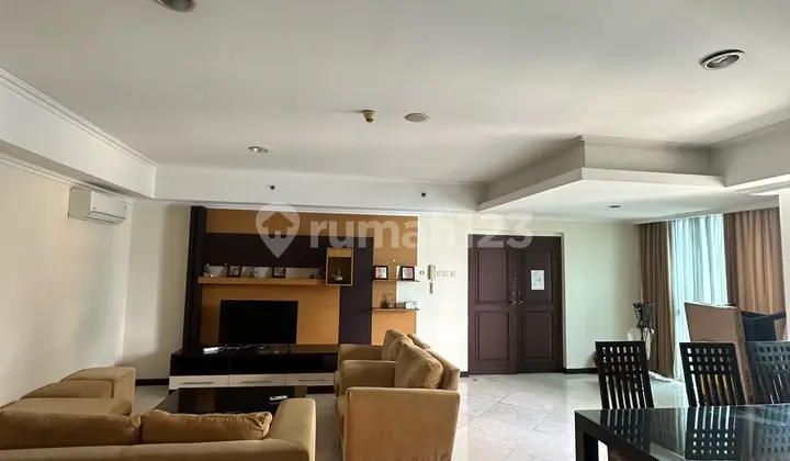 For sale: Bellagio Mega Kuningan Apartment, 207 sqm, 4 Bedrooms, City View, South Jakarta