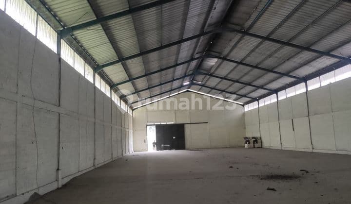 Gudang /pabrik akses dekat tol Cikamuning padalarang
